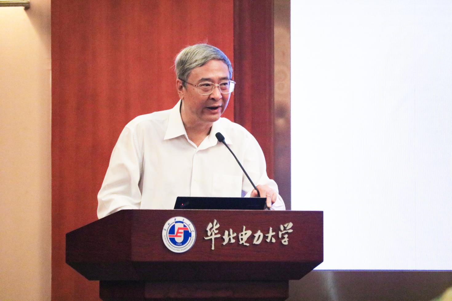 “全国科普日 党建强会 能源科普入校园”活动成功举行