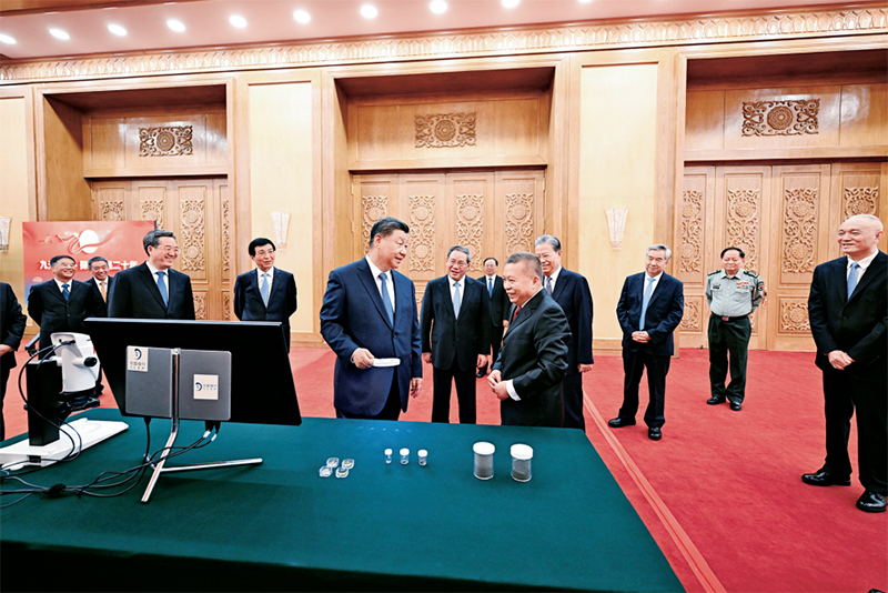 习近平：大力弘扬伟大爱国主义精神，把强国建设、民族复兴伟业不断推向前进