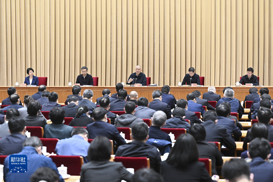蔡奇在中央和国家机关党的工作暨纪检工作会议上强调 全面提高机关党建质量 走好践行“两个维护”的第一方阵
